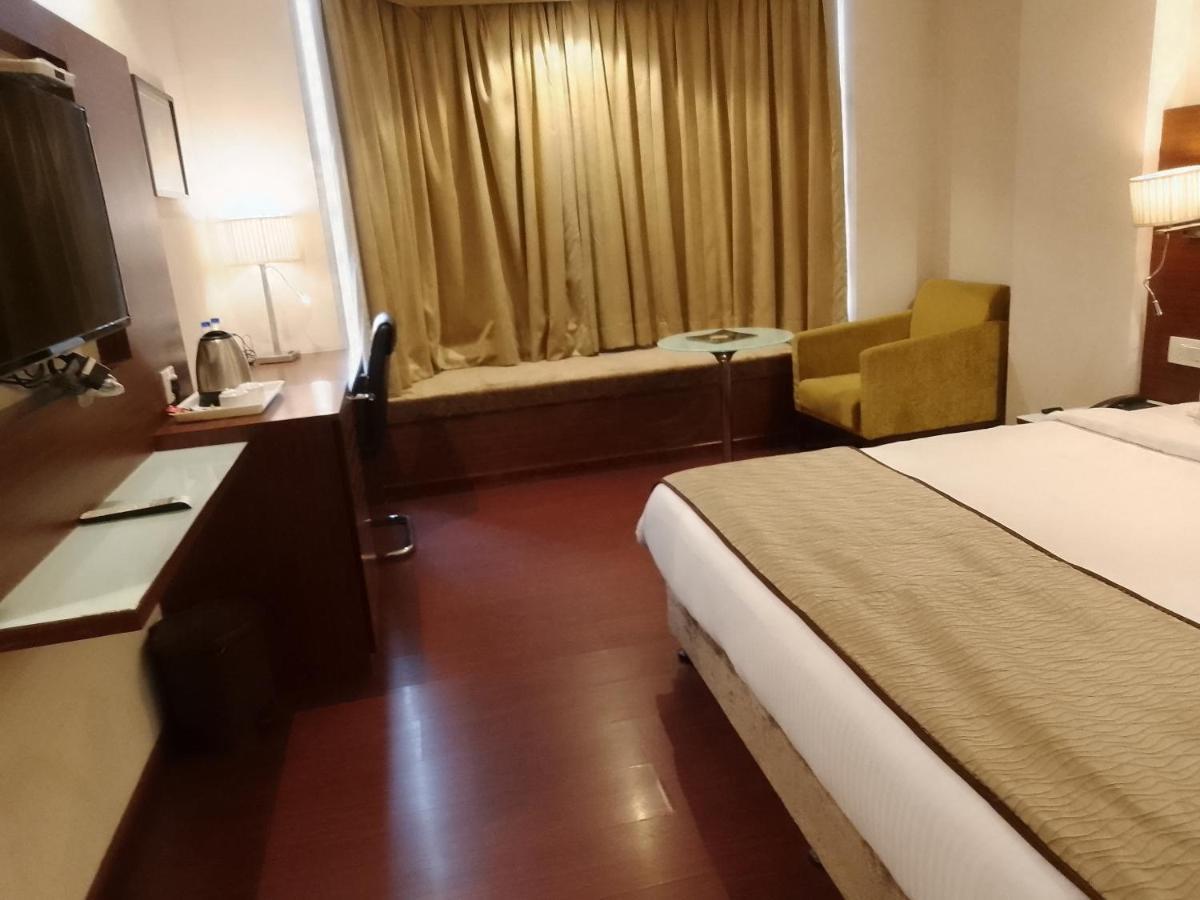 Hotel 5 Flowers Ananta Elite Kota  Eksteriør billede