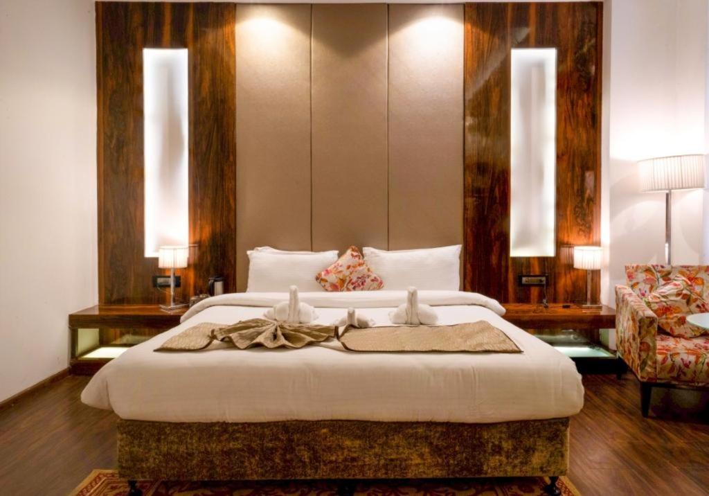 Hotel 5 Flowers Ananta Elite Kota  Eksteriør billede