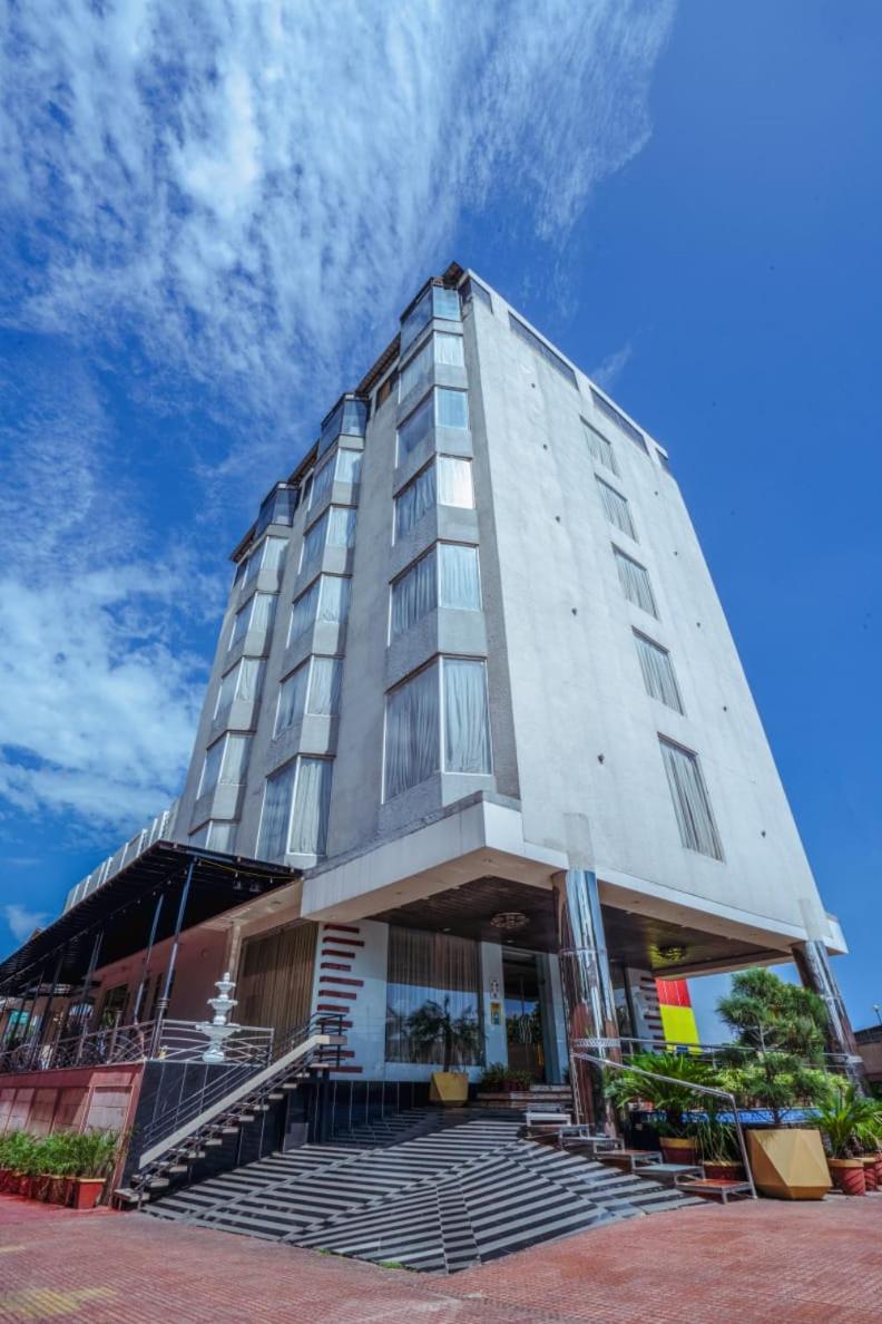 Hotel 5 Flowers Ananta Elite Kota  Eksteriør billede